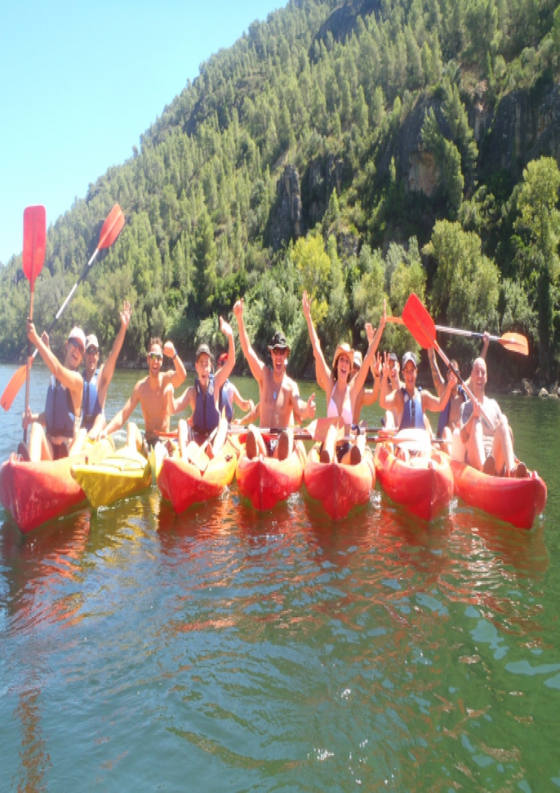 DESCENSO EN KAYAK POR EL RIO EBRO