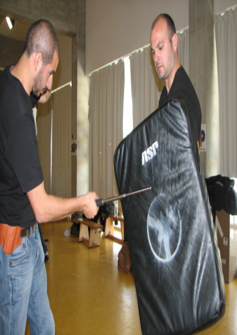 V Curso de ASP Bastón Policial extensible