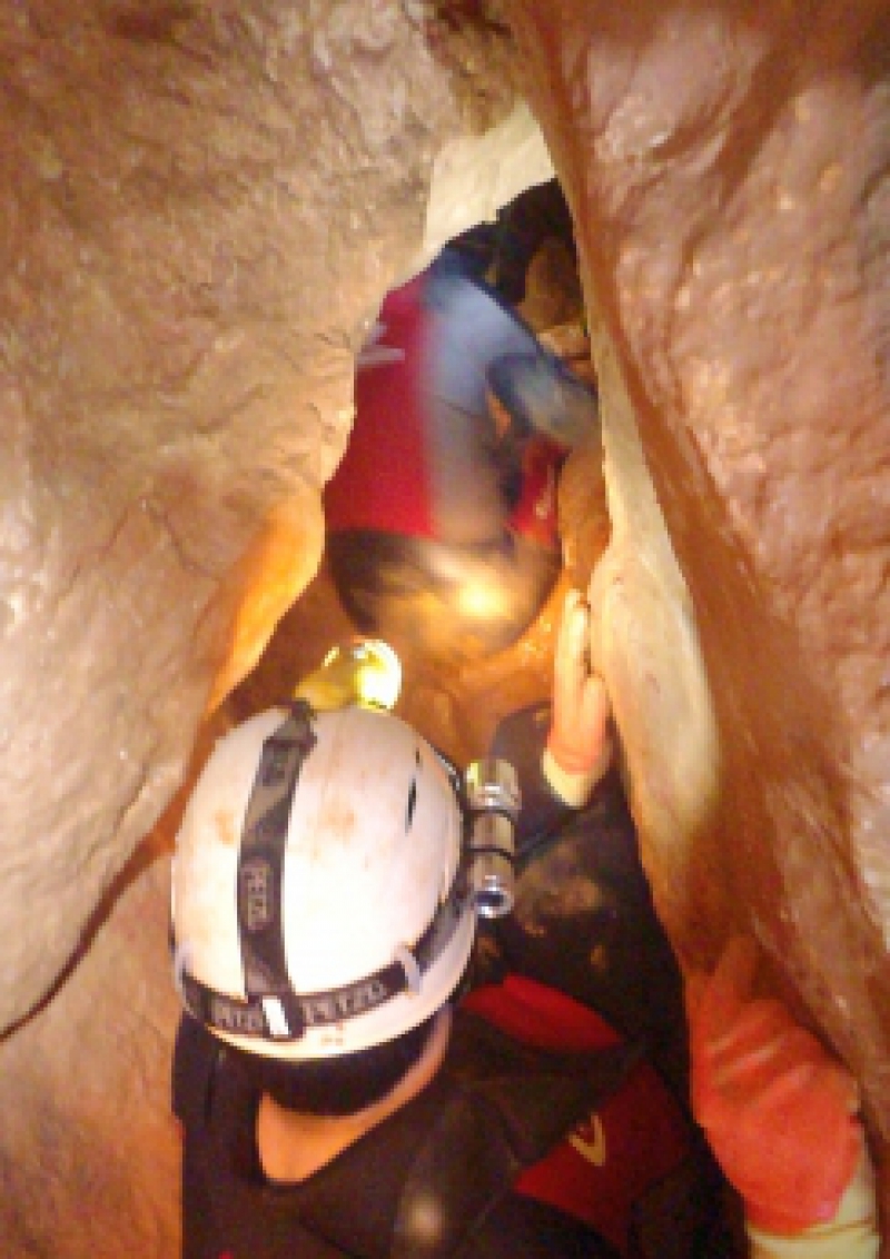 VIII Jornada de Espeleología en Cueva Urbana