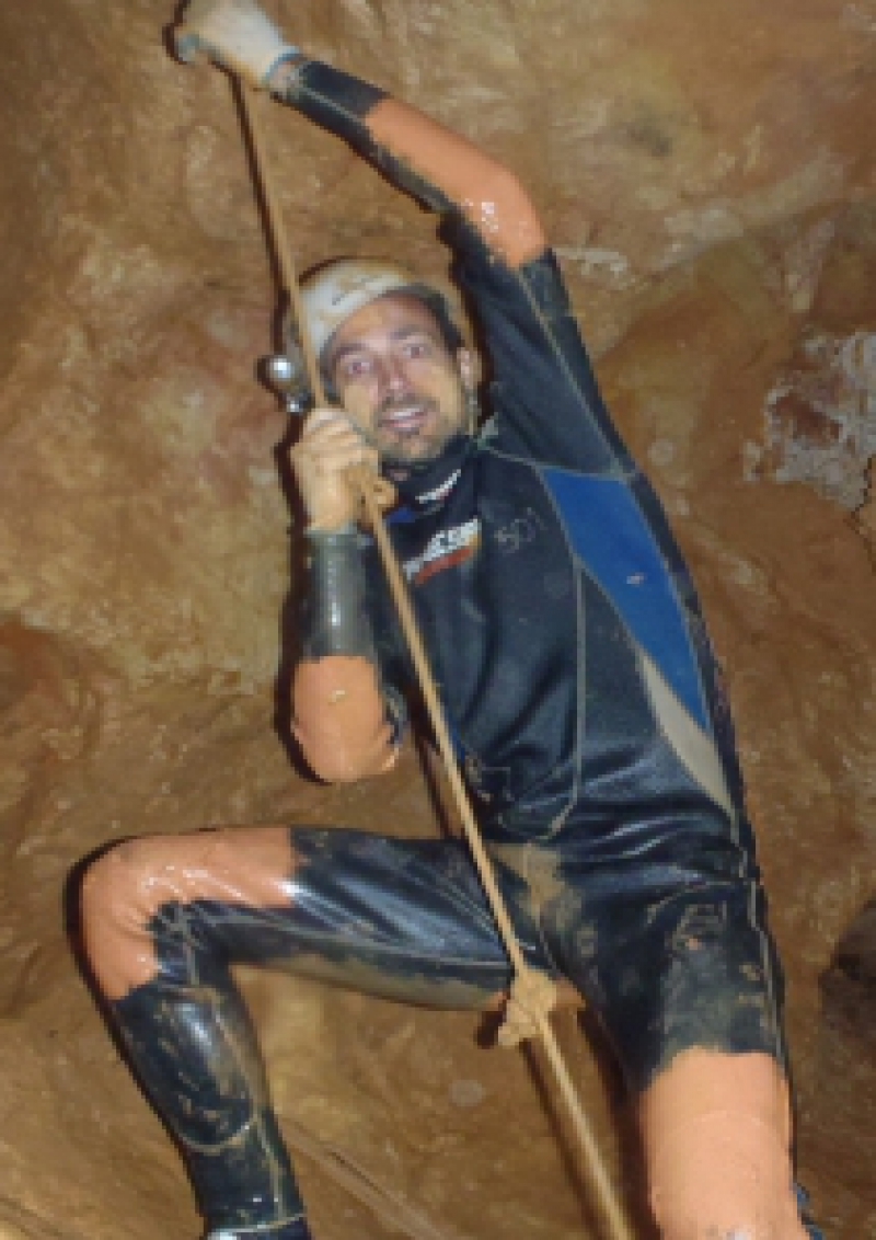 XIV Jornada Espeleología en Cueva Urbana
